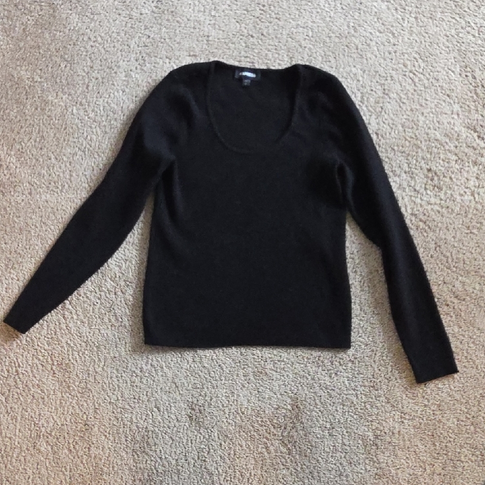 Express Women's Classic Black Scoop Neck Sweater
